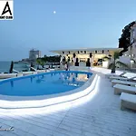 аркадия аркадийский дворец с террасой R *