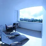 Apartment аркадия аркадийский дворец с террасой R Odessa