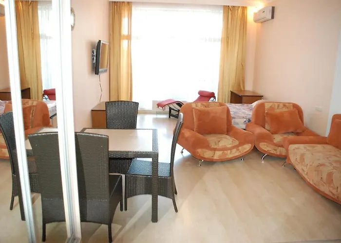 аркадия аркадийский дворец с террасой R Apartman Odessza